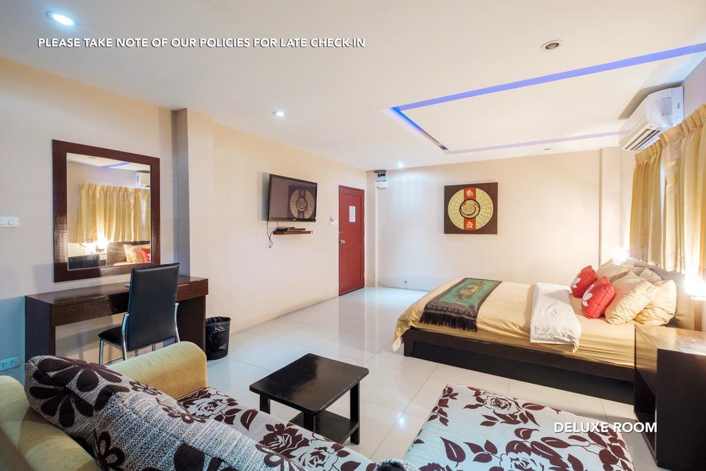 ZEN Rooms LK Metro Pattaya Buitenkant foto