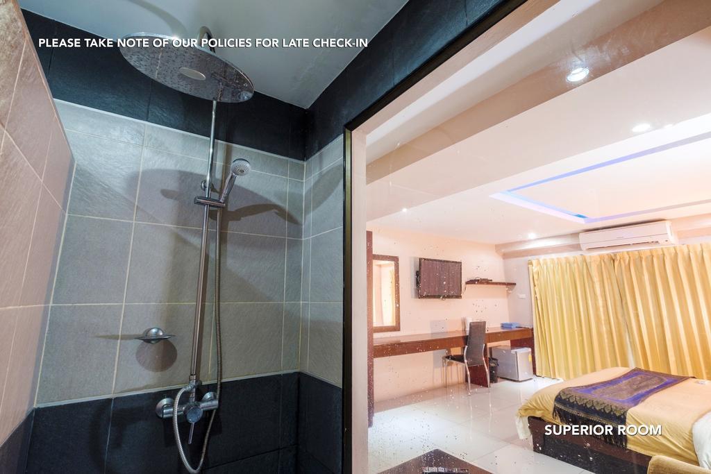 ZEN Rooms LK Metro Pattaya Buitenkant foto
